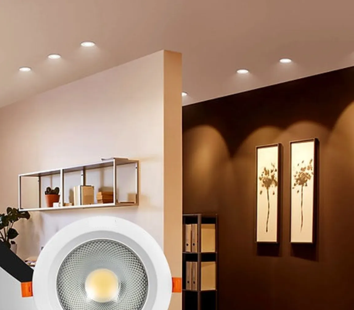 نورپردازی مدرن با پنل‌های هالوژن